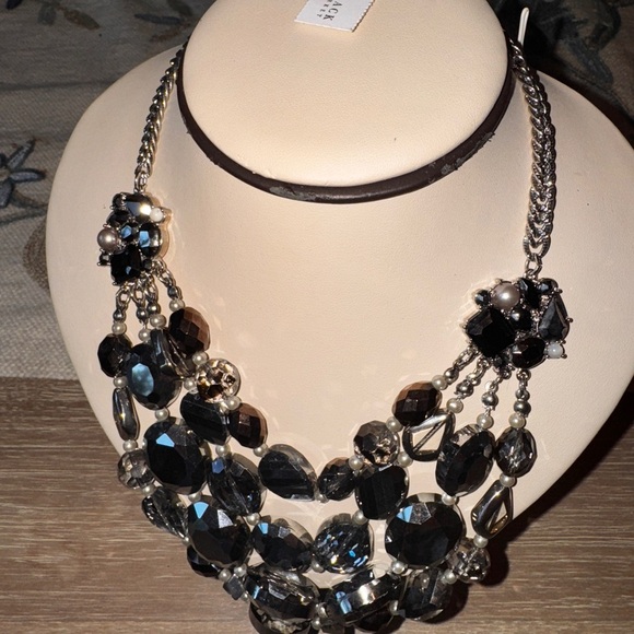 White House Black‎ Market Black and Silver Necklace - Picture 7 of 8